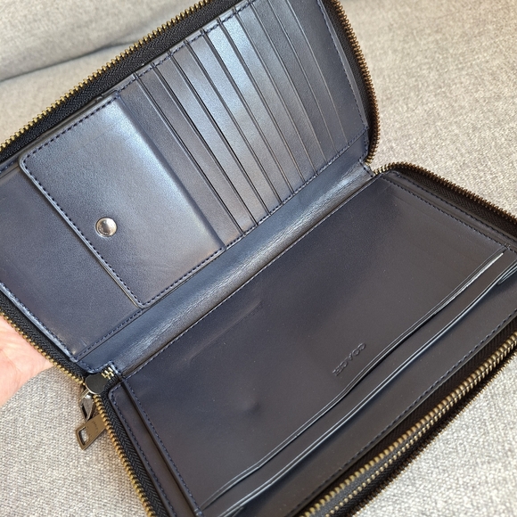 Coach Double Zip Travel Organizer In Signature Canvas NWT - Picture 10 of 12